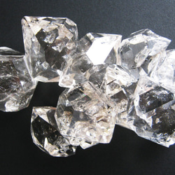 ハーキマー水晶 202g NYの鉱山オーナーから直輸入　HKM025 herkimer ハーキマーダイヤモンド 原石 6枚目の画像