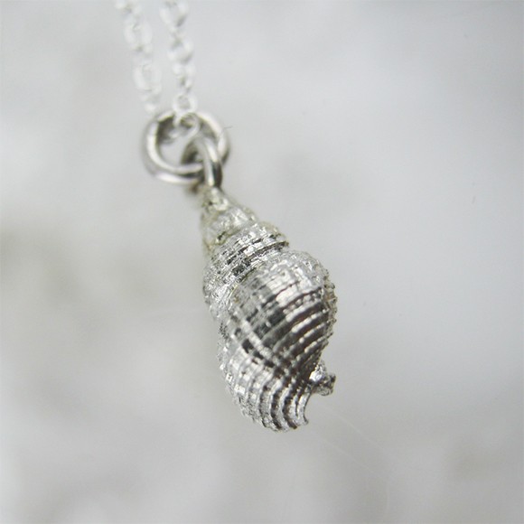 イルカのいる海 Shell01 貝のジュエリー【送料含】　シルバー　ペンダント