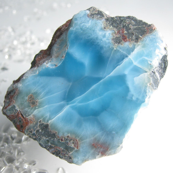 ラリマー　原石　【送料込】　LMRG033　ドミニカ共和国の鉱山から　larimar 1枚目の画像