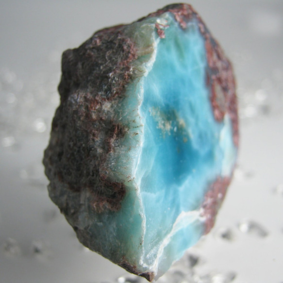 ラリマー　原石　【送料込】　LMRG050 ドミニカ共和国の鉱山から　larimar 3枚目の画像