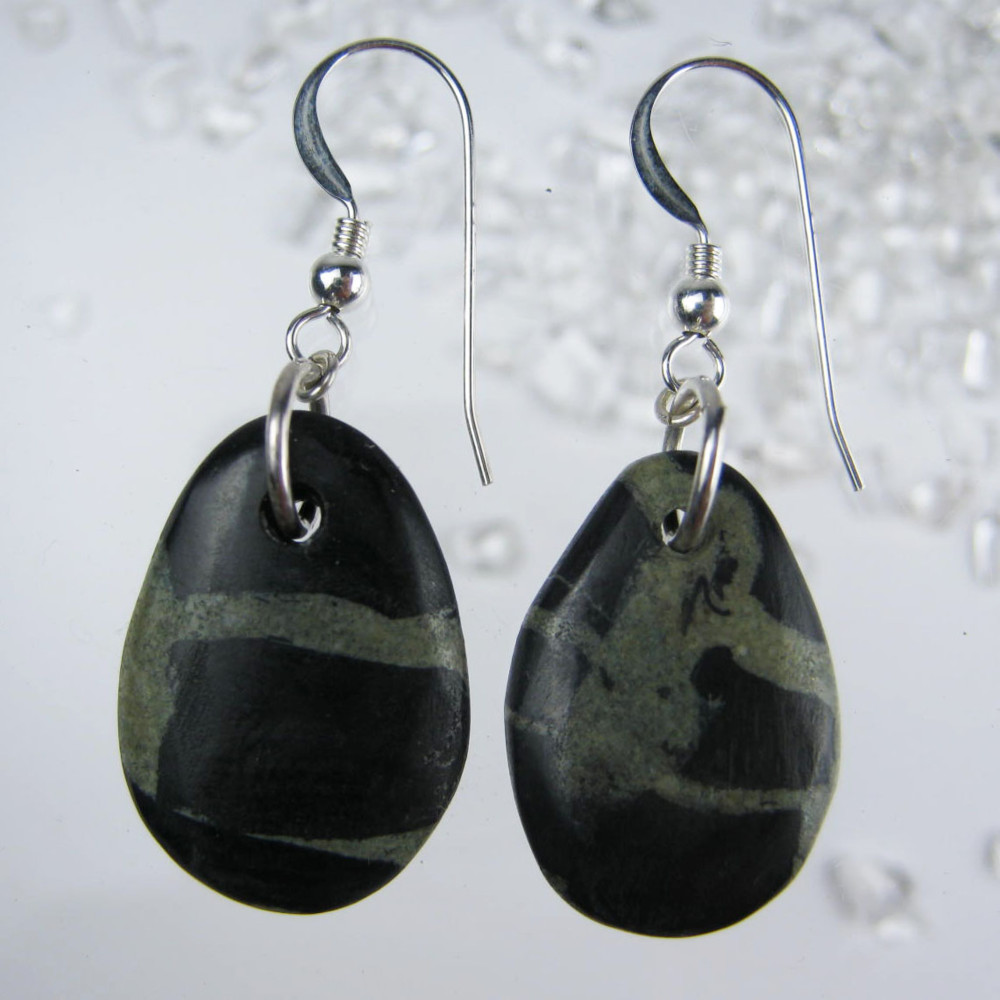 イルカのいる海  naked_luna_ear03 ラリマー ピアス　SILVER Black Larimar ブラック