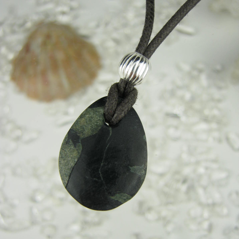 イルカのいる海  naked_luna11 LUNAMAR ラリマー【送料無料】BLACK LARIMAR