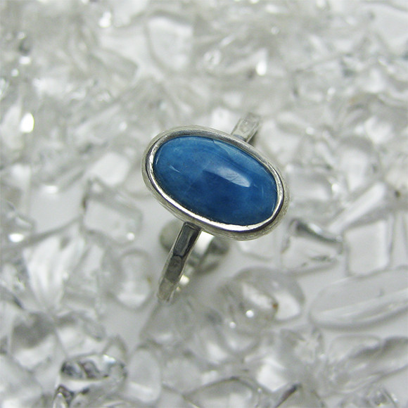 イルカのいる海　宝石質ラリマー　細身リング　4.5号【送料無料】バブル・ラリマー・リング05d