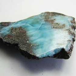 ラリマー　原石　【送料込】　LMRG013　ドミニカ共和国の鉱山から　larimar　直輸入 3枚目の画像