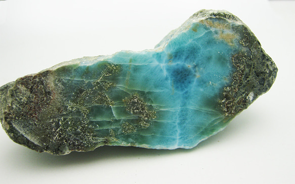 ラリマー　原石　【送料込】　LMRG018　ドミニカ共和国の鉱山から　larimar　直輸入 1枚目の画像