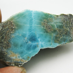 ラリマー　原石　【送料込】　LMRG018　ドミニカ共和国の鉱山から　larimar　直輸入 4枚目の画像