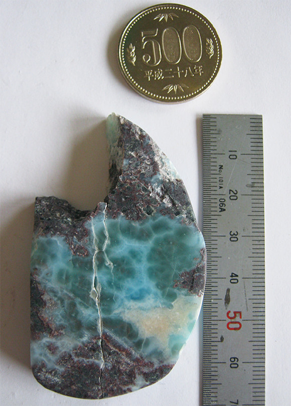 ラリマー　原石　【送料込】　LMRG032　ドミニカ共和国の鉱山から　larimar　直輸入 6枚目の画像