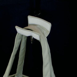 受注製作　ＬＬサイズ　肩ベルト１００センチ　フリル付き　小型犬用スリング　ショルダー兼用２ウェイ紀州帆布キャリーバッグ　 8枚目の画像
