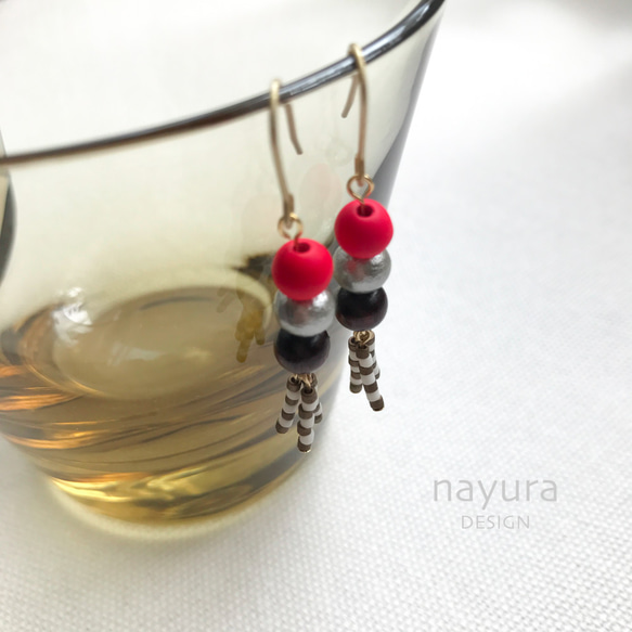 Autumn pop color beads earrings. 第2張的照片