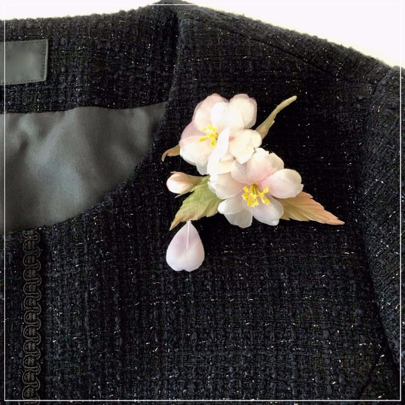布花 桜のコサージュ(本絹シルク使用） 3枚目の画像