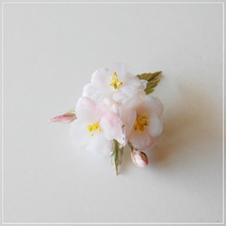 桜のコサージュ(本絹シルク使用） 2枚目の画像