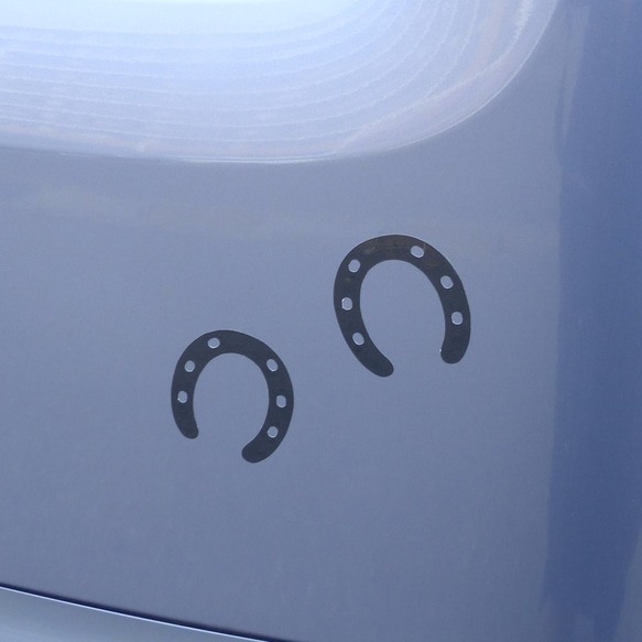 車用ステッカー　蹄鉄 2枚目の画像