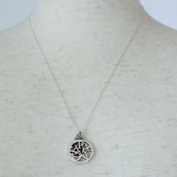 PEACE COIN PENDANT　ペアで着けれるシルバーのペンダント 9枚目の画像