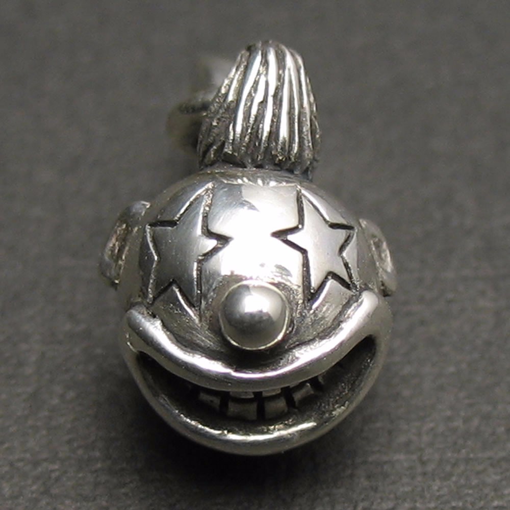 ピエロの笑顔ペンダント　SMILE CLOWN