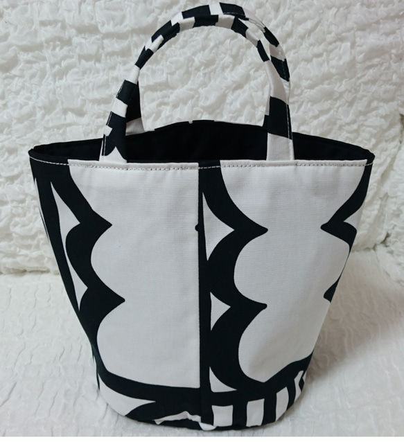 ＜北欧＞　Monochrome totebag　  =simple style= 3枚目の画像