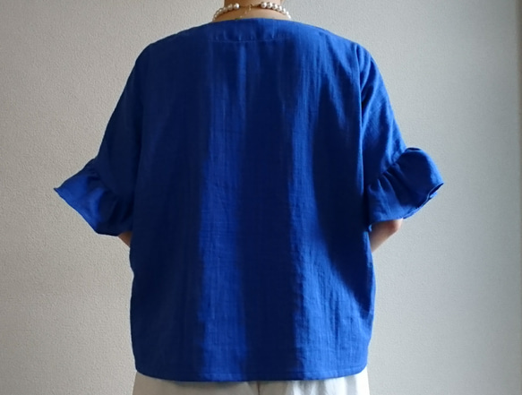 予約Hirahirasode flare pullover  double gause 瑠璃色 4枚目の画像