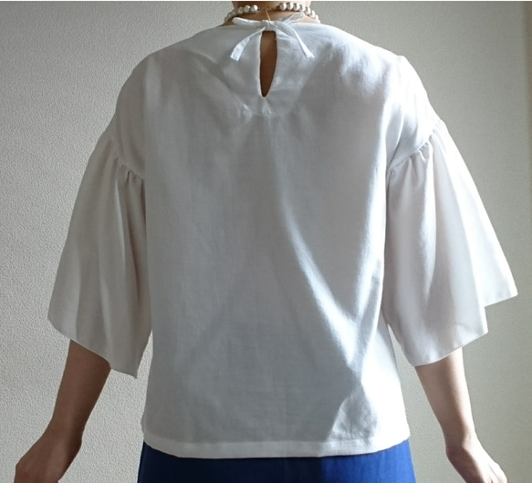 <creema数量限定>Flare sleeve pullover　 white cotton・・　 3枚目の画像