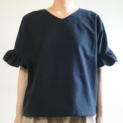 Creema限定　Hirahira sode flare pullover  harf linen 漆黒 2枚目の画像