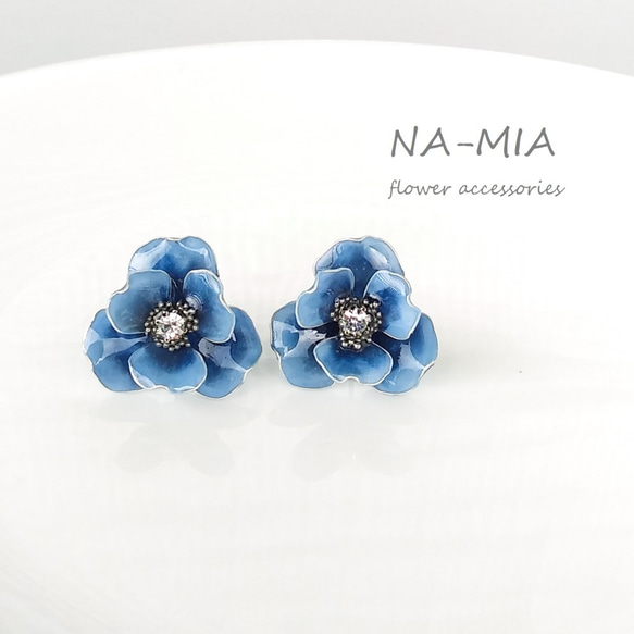 blue rose アンティークブルー のお花　【両耳】ピアス・イヤリング（直径20mm）＆ 【片耳】イヤーカフ 8枚目の画像