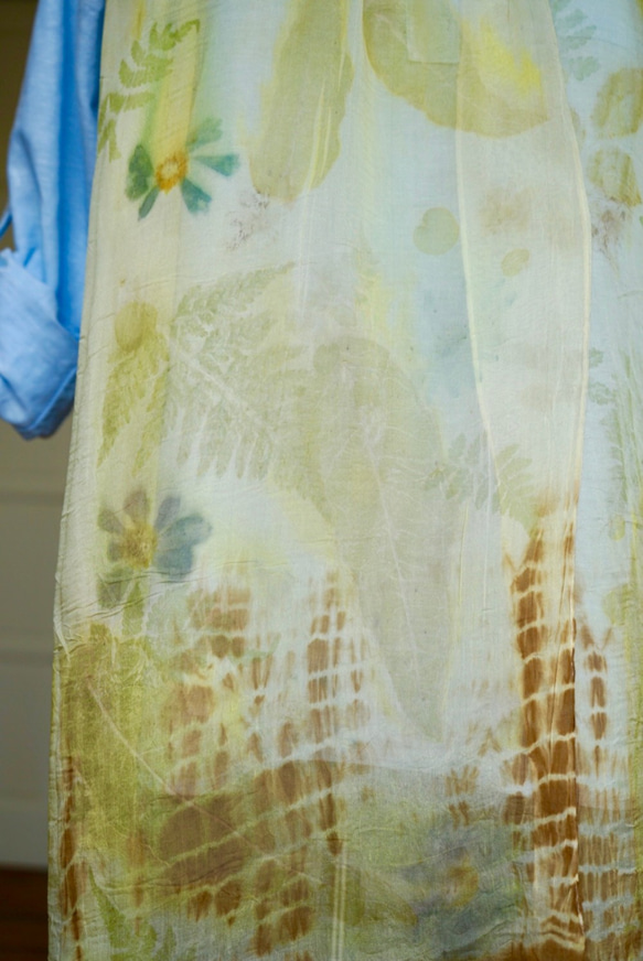 シダとフラワーシースティ天然染料工場印刷と染色100％純粋なシルクスカーフ 8枚目の画像