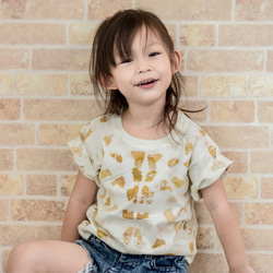 子供用Tシャツ（M） - オニオンスキンプラントの印刷と染色、コットンTシャツ。 3枚目の画像