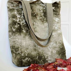 秋冬新作- 雲染橄欖綠拼接提袋，紫洋蔥皮草木染側背包. 植物染背包 Natural Dye 第6張的照片