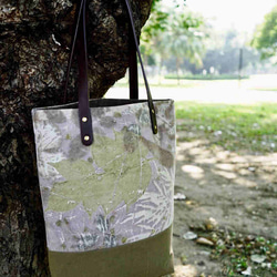 植物と一緒に旅行2-植物パッド印刷綿袋、植物染めショルダーバッグエコプリントハンドバッグ 2枚目の画像