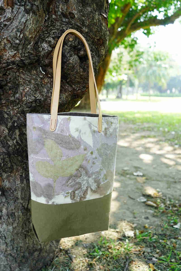 植物と一緒に旅行4-植物パッド印刷綿袋、植物染めショルダーバッグエコプリントハンドバッグ 2枚目の画像