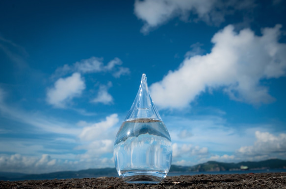 水のしずくの一輪挿し 透明 ガラス 長崎 瑠璃庵 3枚目の画像