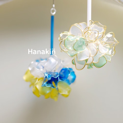 Hanakin花金 花球 綠x白 手作飾品耳環（單顆） 第3張的照片
