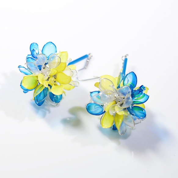 Hanakin花金 花球 藍x黃 手作飾品耳環（一對） 第1張的照片