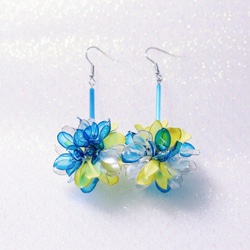 Hanakin花金 花球 藍x黃 手作飾品耳環（一對） 第3張的照片