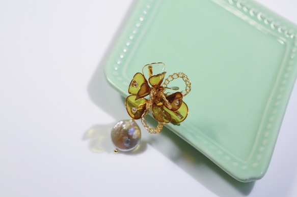 Hanakin花金 線絲編織冬花 琥珀 手作飾品耳環（一對） 第4張的照片