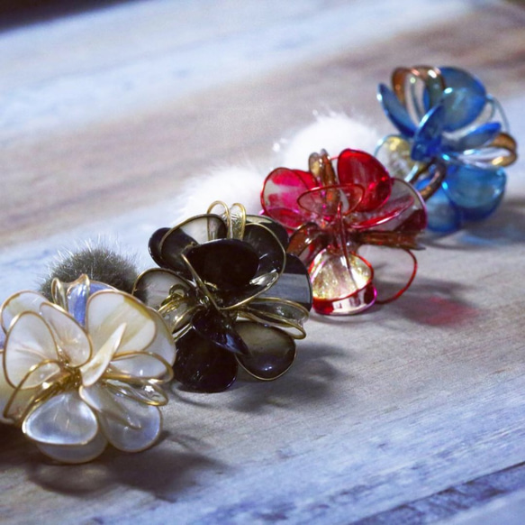 Hanakin花金 品品 紅 手作飾品耳環（一對）秋冬限定款 第4張的照片