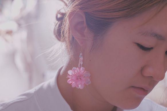 櫻花花球 手作飾品耳環（一對） 第10張的照片