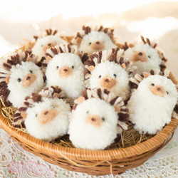 ぬいぐるみ作家さん　♡もふもふ工房♡ Photos by 🧸もふもふ工房🧸公式 (@mofumofukoubou) · September