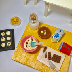 送料無料 ミニチュア チョコチップクッキーベイキングシーン 3枚目の画像