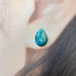 天然ブルーオパール14kgf片耳ピアス☆ペルー産原石から磨いた１点もの 2枚目の画像