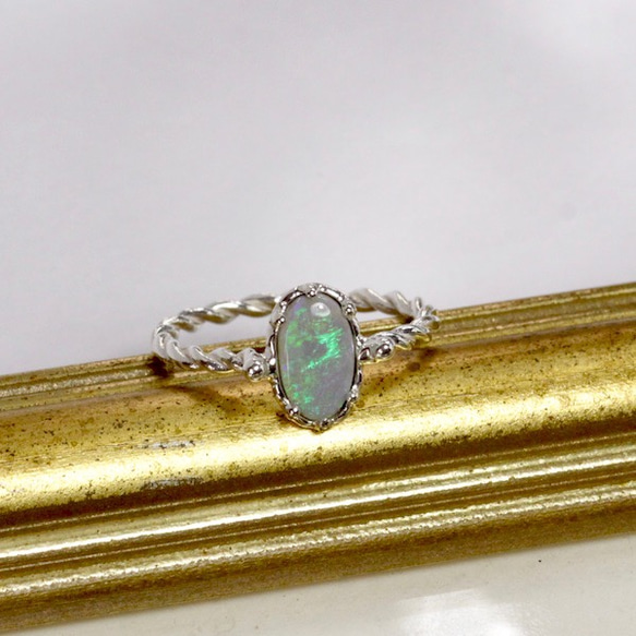 オパール　ライトニングリッジ産　シルバーリング　天然石 天然ブラックオパールシルバーリング0.59ct ライトニングリッジ