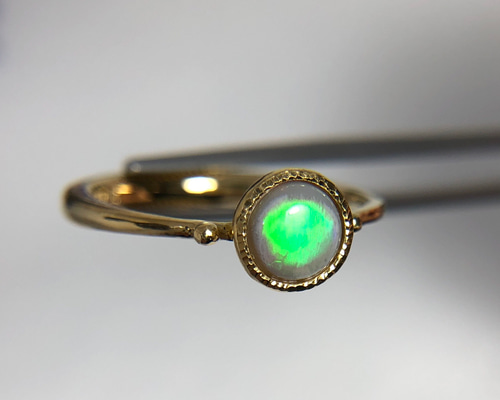 オパール　ライトニングリッジ産　シルバーリング　天然石 天然ブラックオパールシルバーリング0.59ct ライトニングリッジ