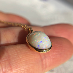 K18☆天然ミルキーオパールネックレス3.56ct☆オーストラリア・クーバーペディ産の原石から磨いた1点もの！ 5枚目の画像