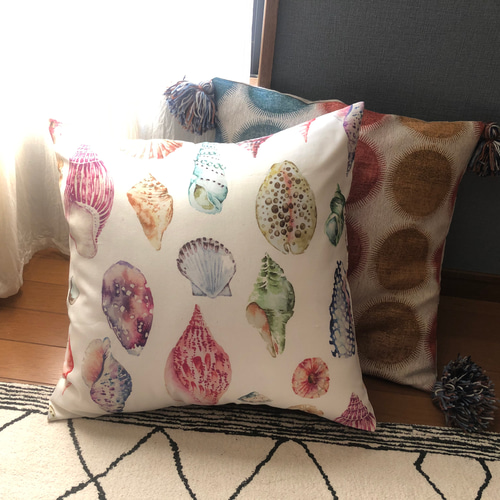 deviseworks クッションカバー 紋章柄 monsho deviseworks クッションカバー 紋章柄 monsho クッションカバー