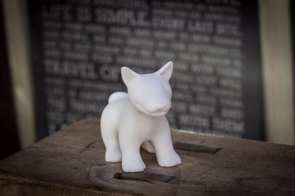 來福系列 | 《聰穎牛頭梗》-狗狗造型石雕紙鎮 第2張的照片
