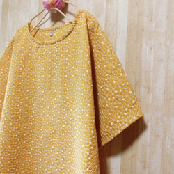 ◆sale◆ お花刺繍 ゆったりワンピース mustard 5枚目の画像