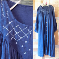 ◆期間限定セール￥2,000引き!!◆刺繍　バルーン袖　ワンピース　紺　 1枚目の画像