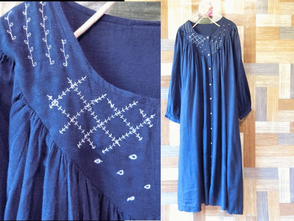 ◆期間限定セール￥2,000引き!!◆刺繍　バルーン袖　ワンピース　紺　 1枚目の画像