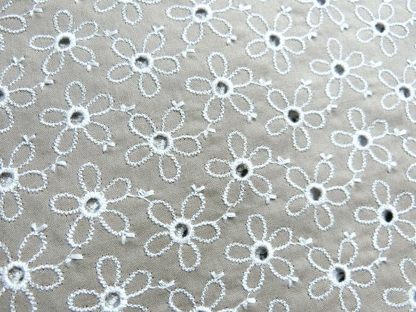 ◆SALE◆北欧調 お花刺繍 ワンピース モカ 5枚目の画像