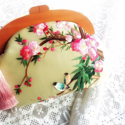手縫い蘇州刺繍バッグ 刺繍鞄 木口金バッグ ショルダーバッグ 初心 