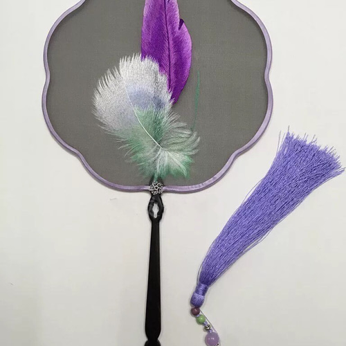中国伝統工芸品、両面刺繍の山水画です。