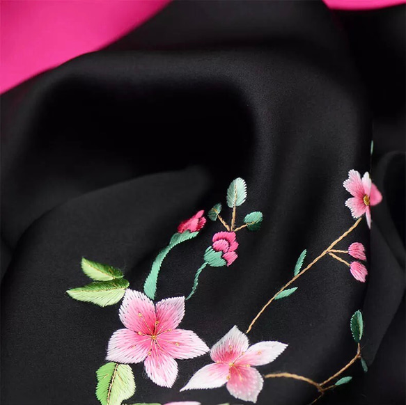 手縫い蘇州刺繍シルクショール、黒ストール、スカーフ 3枚目の画像